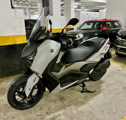 YAMAHA XMAX 250 CONNECTED ABS 
